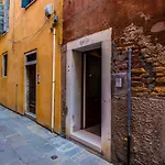 La Casa Ai Frari - Appartamento Su Tre Livelli - Venezia Centro