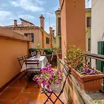 Casa Dell\'Albero