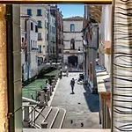 Palazzina Adorata - Veniceiloveyou Apartments