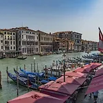 Ca\' Fornoni Grand Canal