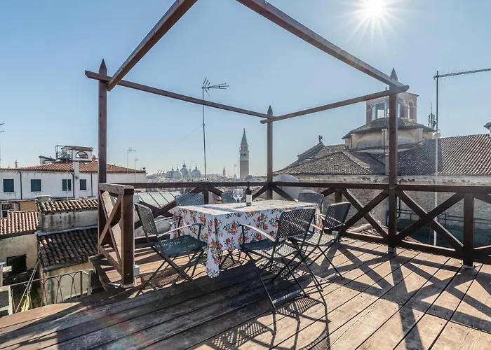San Marco Vista Sui Tetti Veneziani Apartment