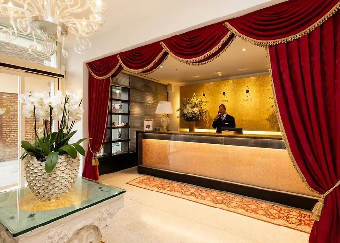 Hotel A La Commedia