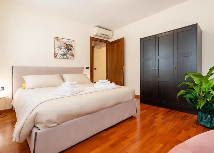 Elegante E Luminoso, Spazio Esterno Privato