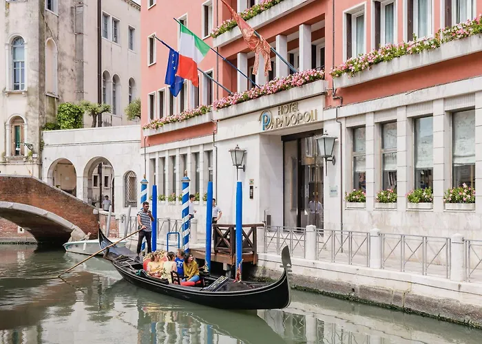 Hotel Papadopoli Venezia - MGallery Collection