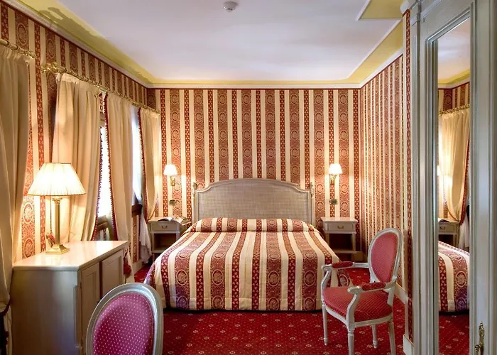 Ca\' Lucatello Townhouse