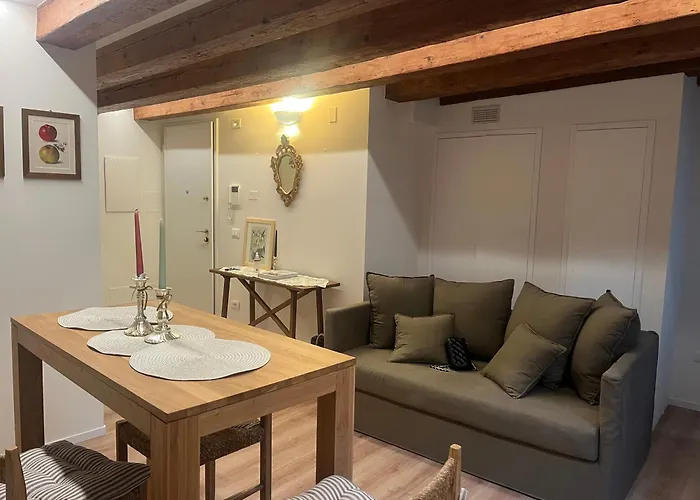 Venexiana Suite