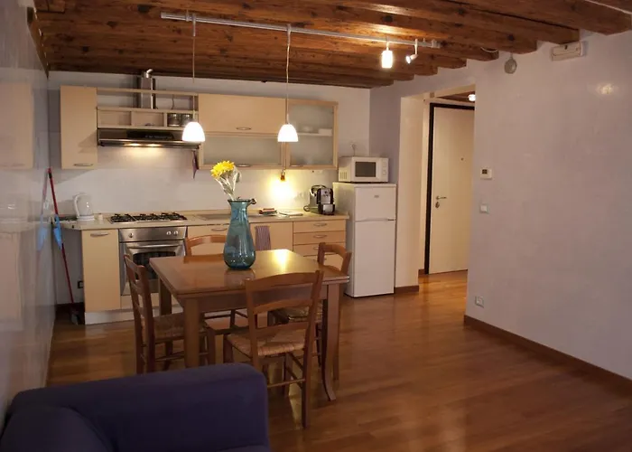 Cà Dorin San Polo Apartments