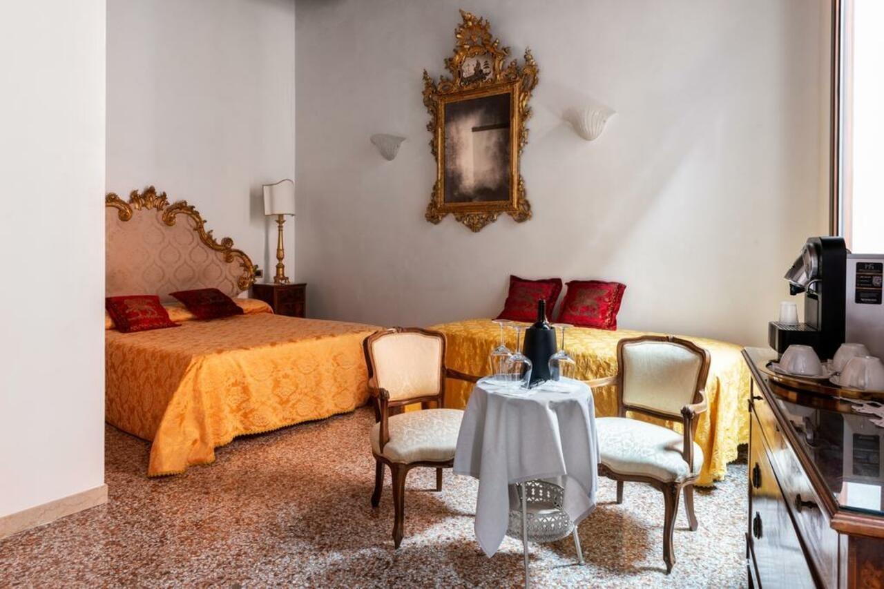 Gasthuis Luxury Venetian 2*