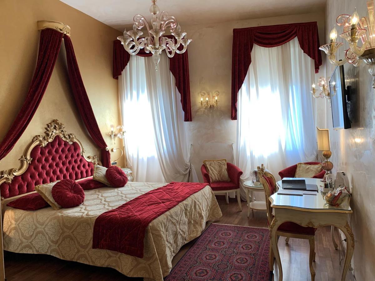 Hotel Savoia & Jolanda Venetië