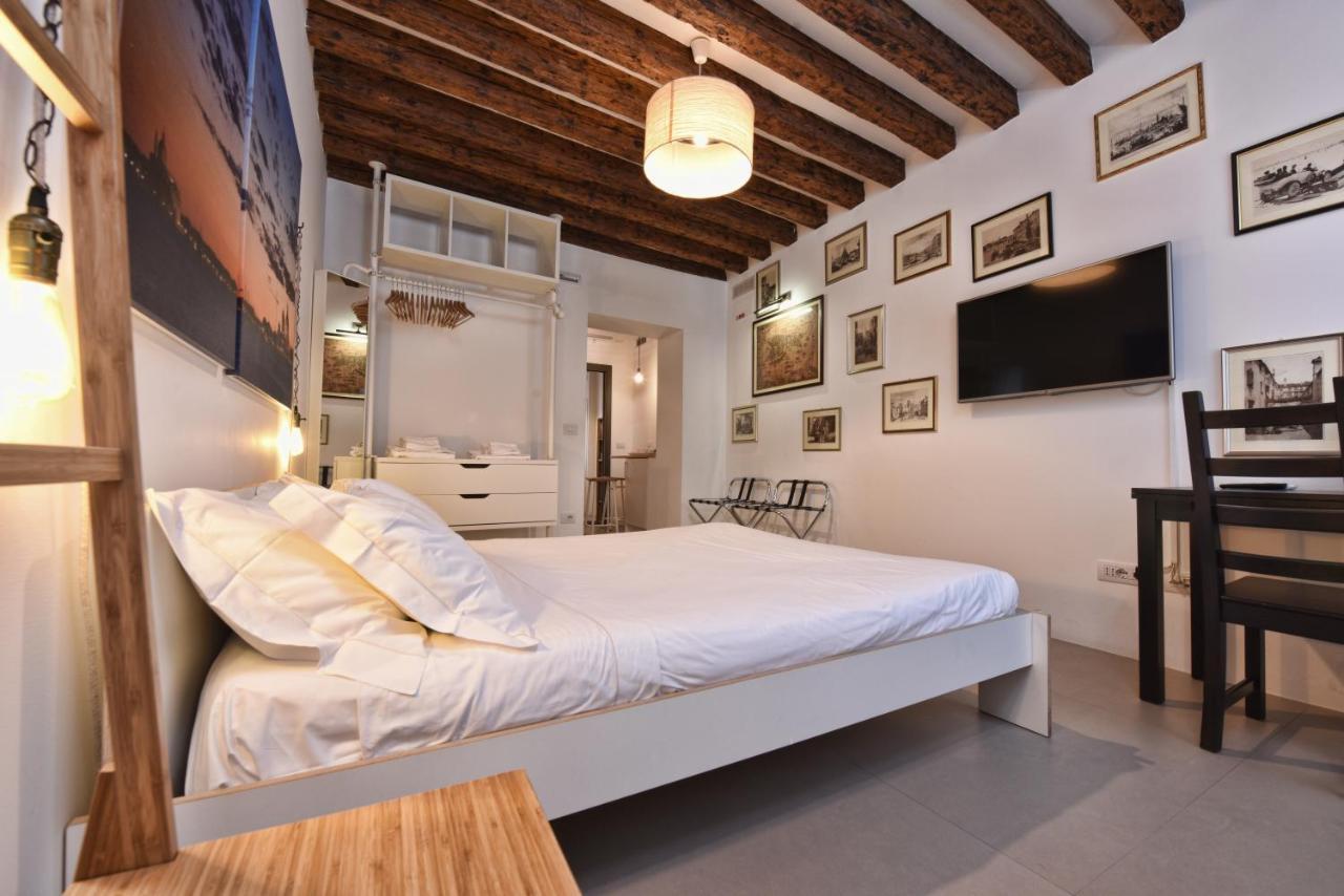 Affittacamere Sottopiano - Comfort In The Center Venezia
