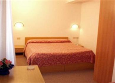 Hotel Di Milano 3*