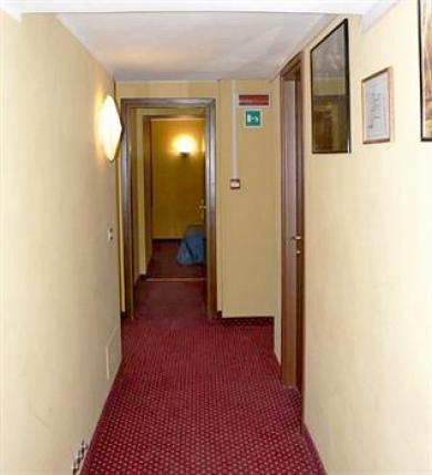 Hotel Di Milano 3*