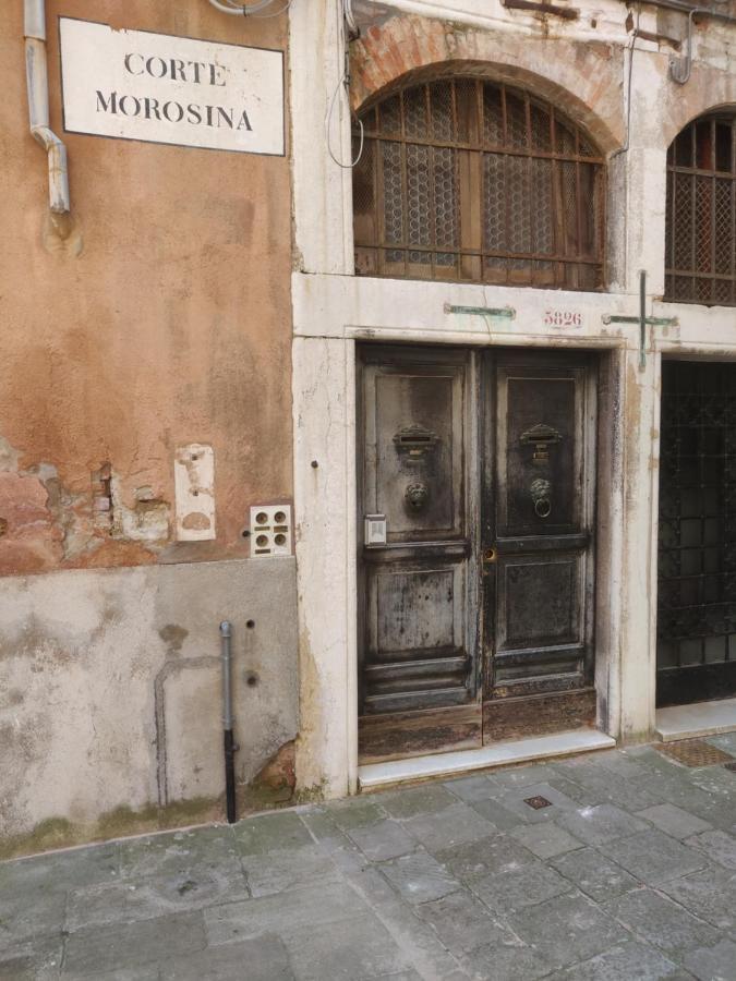 Charming Large Palazzo In Center For Up To 9 People * Venise