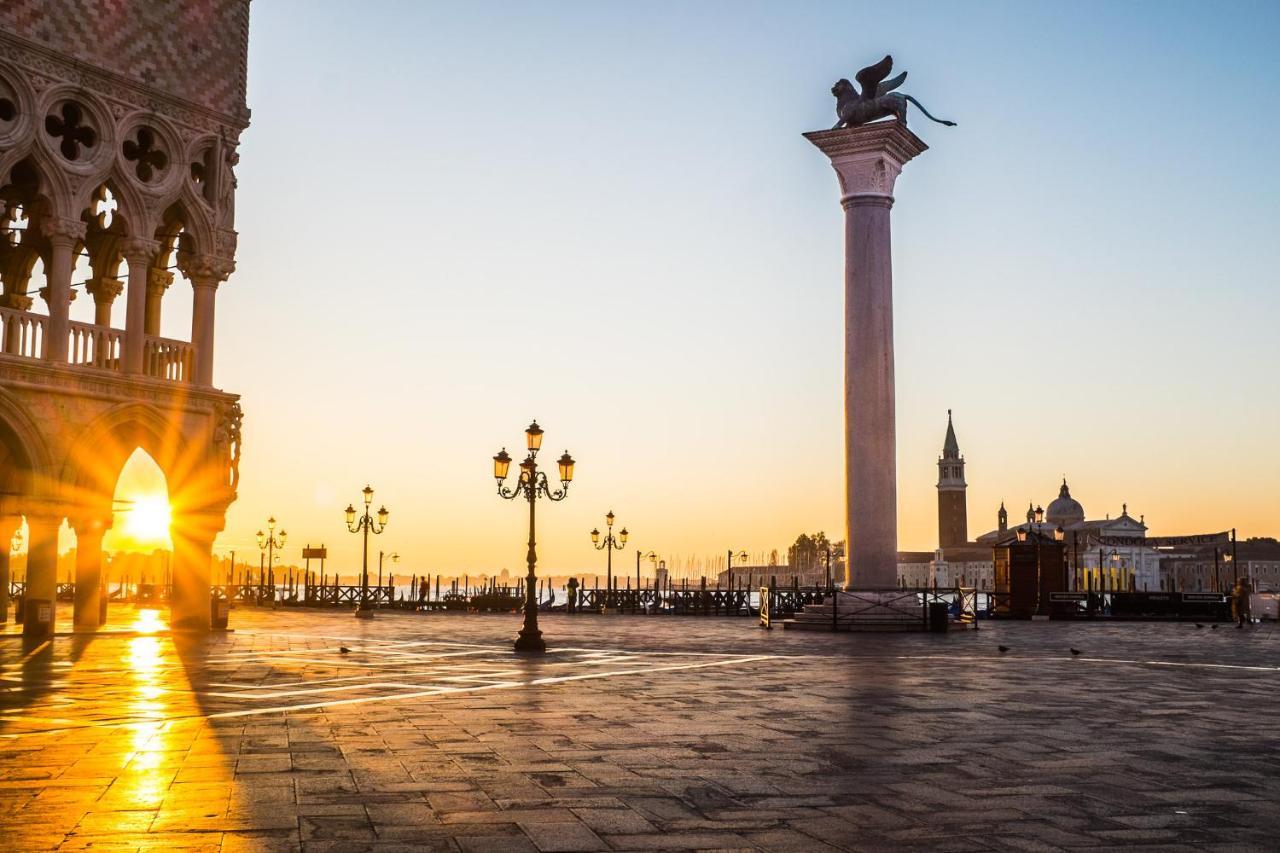 Ca Cicogna Air Conditioning And Fast Wifi, Central Location Apartment * Venedig