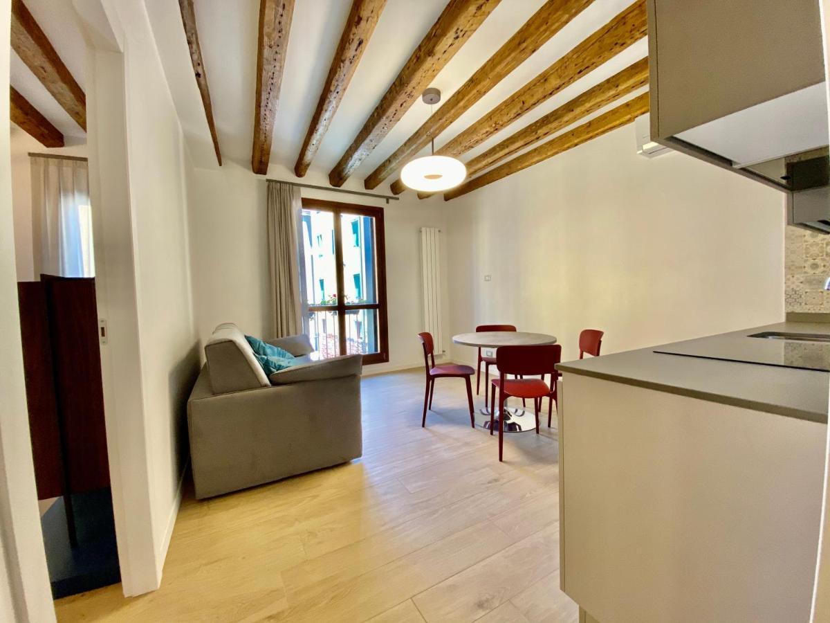 House New Wi Fi Island Aparthotel