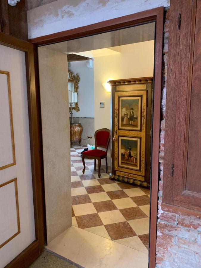 Luxury In San Marco With Canal View Venise