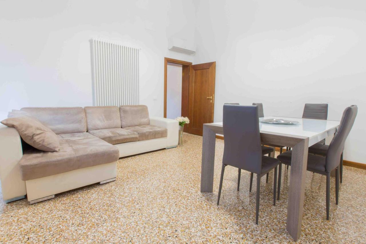Ca Cicogna Air Conditioning And Fast Wifi, Location Appartement *