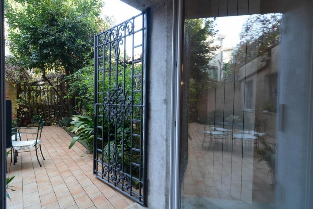 Briati Apartment *