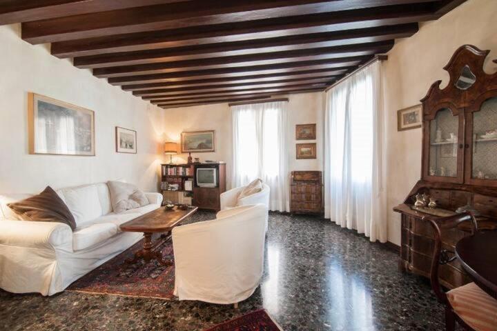 Ca' Vecchio Pozzo Appartement *