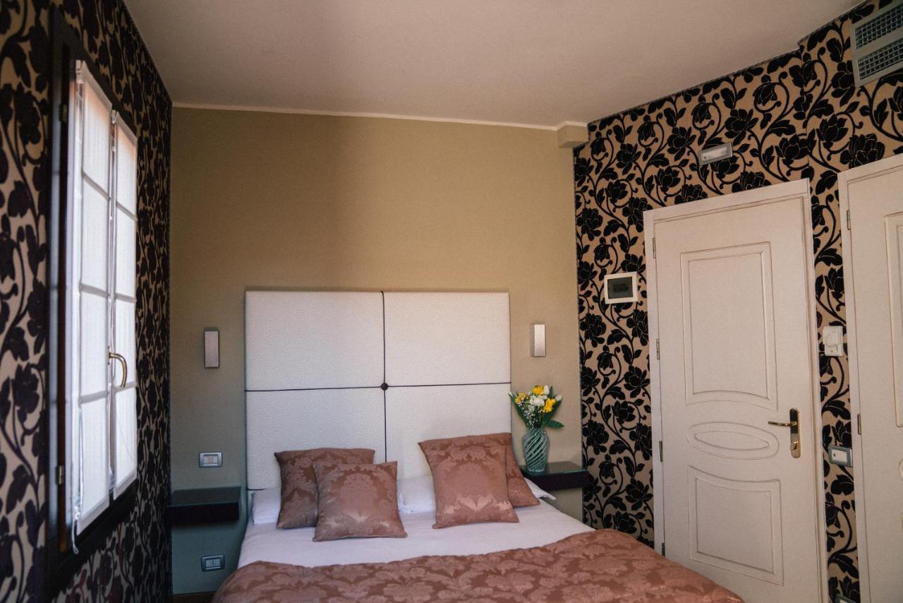 Murano Palace Bed & Breakfast 3*