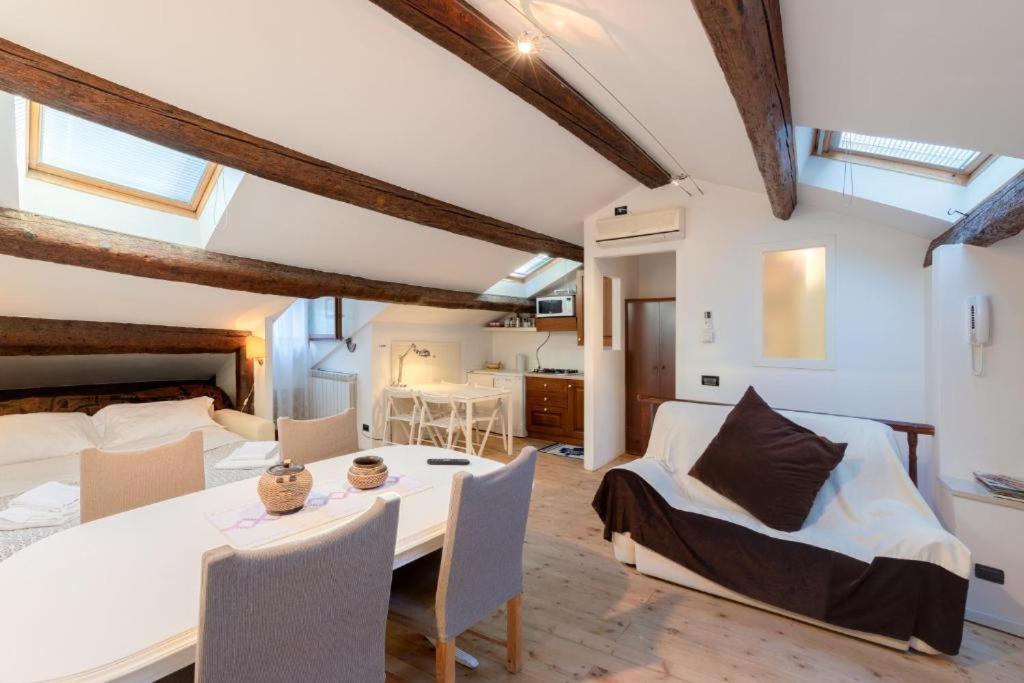 Cozy Attico Dei Furlani Up 4 Persons, Wifi&a/c Appartamento Venezia