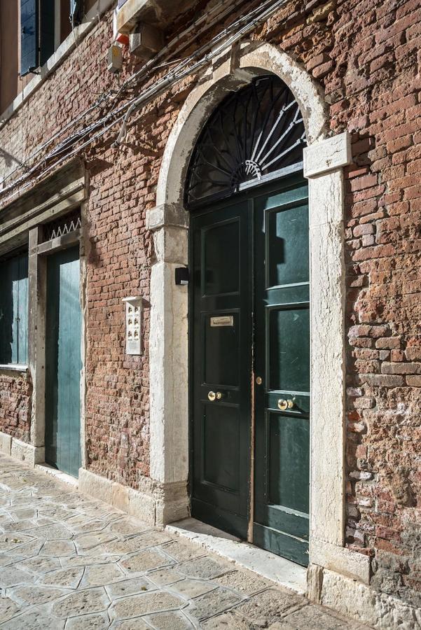 Mansardina - 1 Min From Accademia - Duplex Stylish And Cosy Appartamento