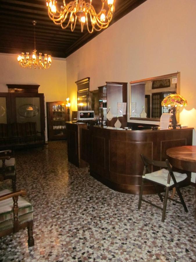 Palazzo Eugenia - Minelli Couette-café