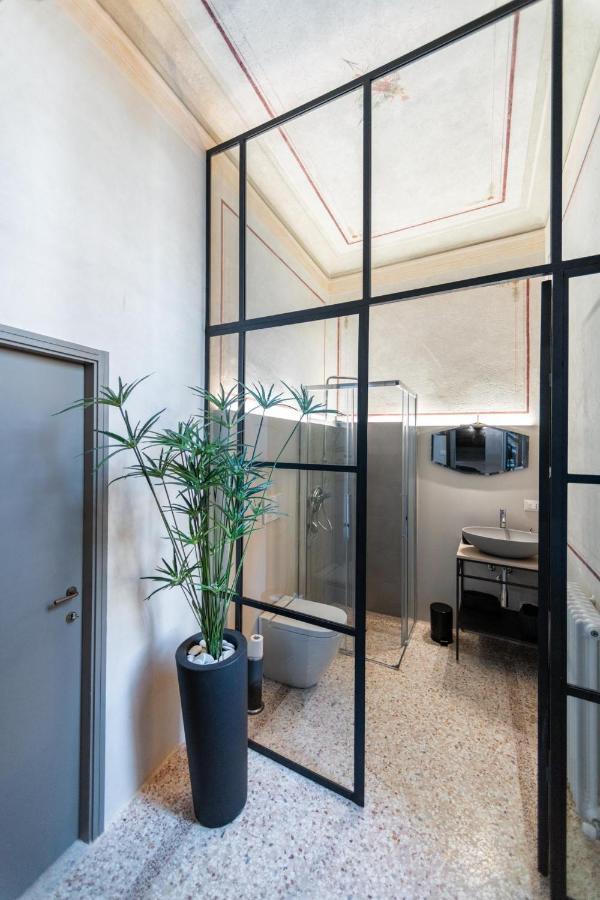 Velvet Canal View Apartment Venice