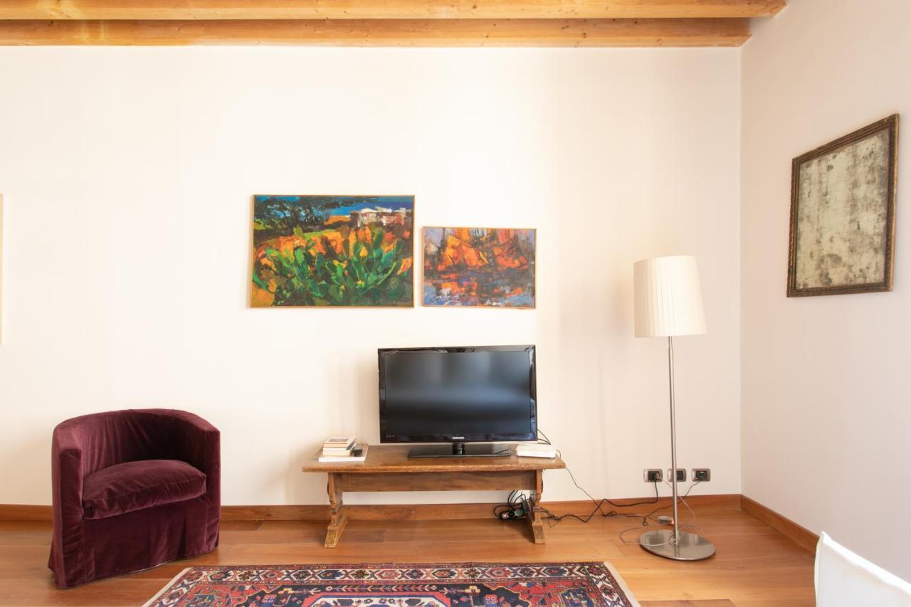 Apartment Calle Teatro Vecchio - Venice