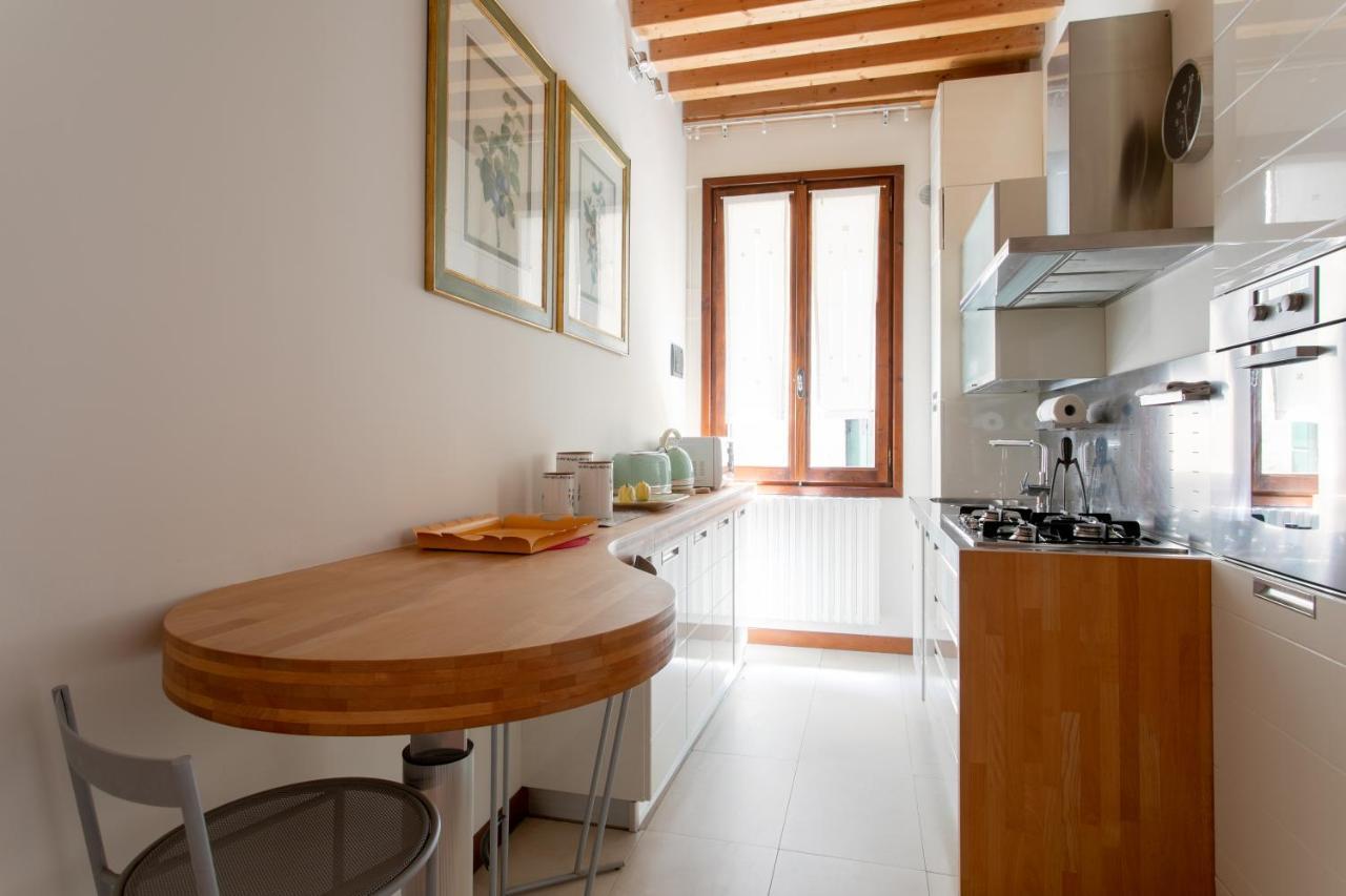 Apartment Calle Teatro Vecchio - Venice