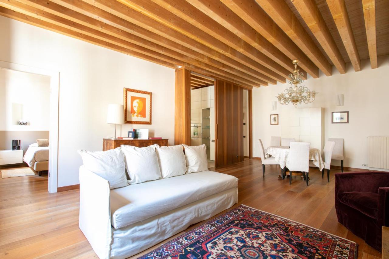 Calle Teatro Vecchio - Apartment