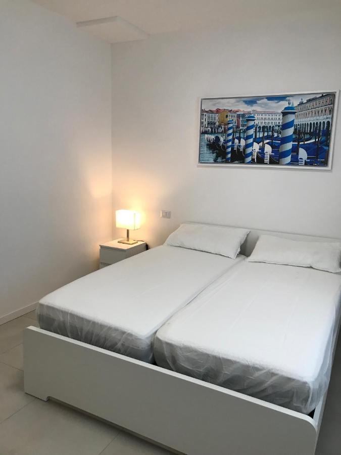 White & Grey Venice Apartments * Venedig