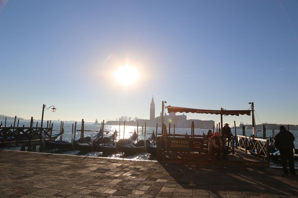 Casa Dei Cavalieri * Venice