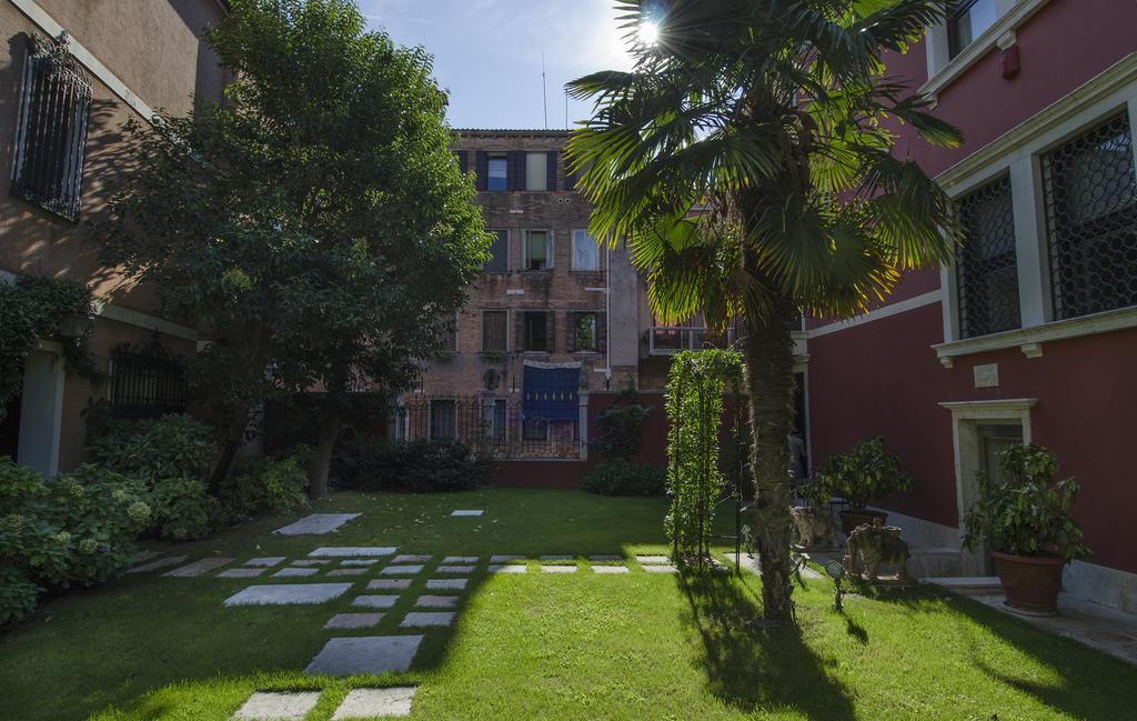 Ca' Nigra Lagoon Hotel 4*