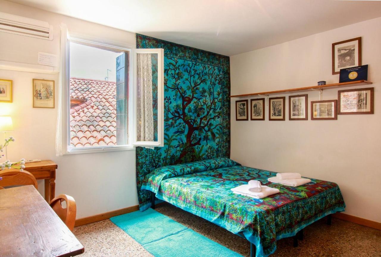 Santi Apostoli By Halldis Appartement