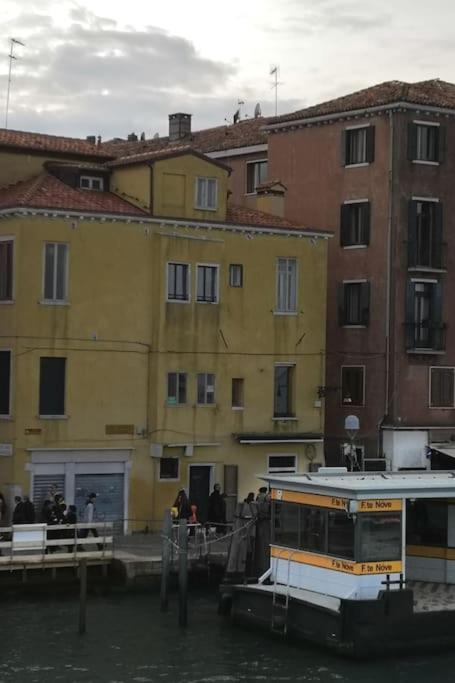 Ca' Sull' Acqua Ferienhaus *