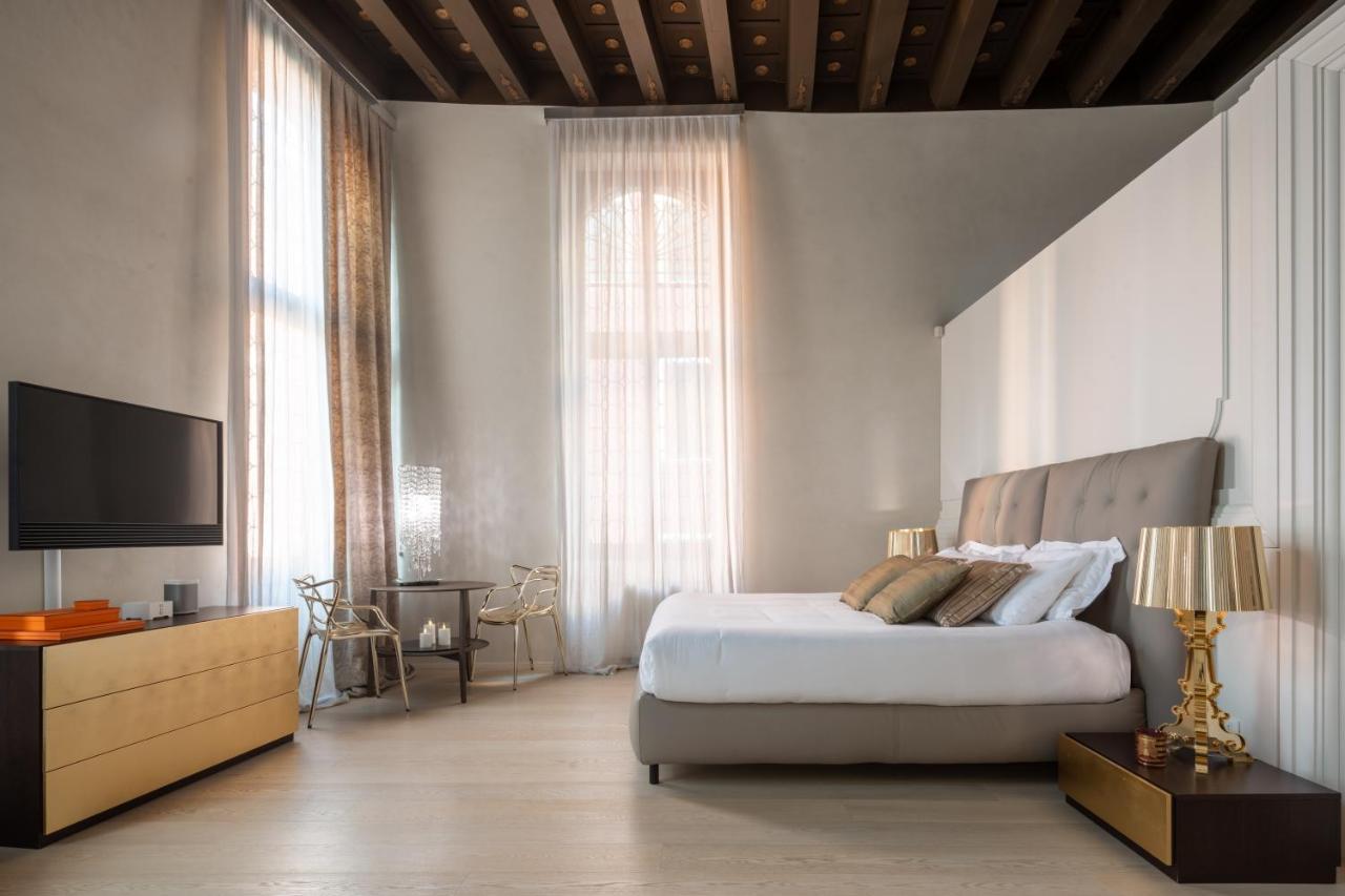 Palazzo Soranzo Noble Floor R&r Venedig
