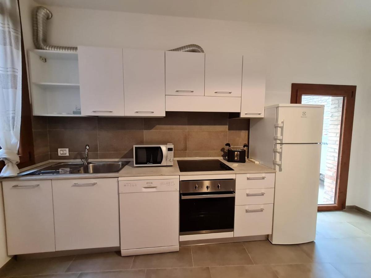 With Private Courtyard Appartamento Venezia