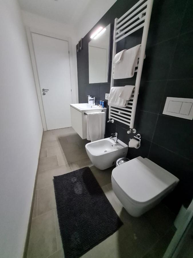 With Private Courtyard Appartamento *
