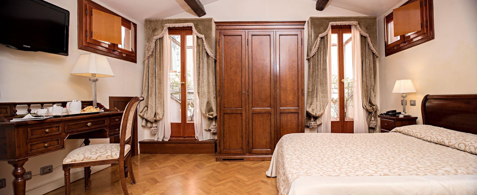 Hotel Dell'opera Venise
