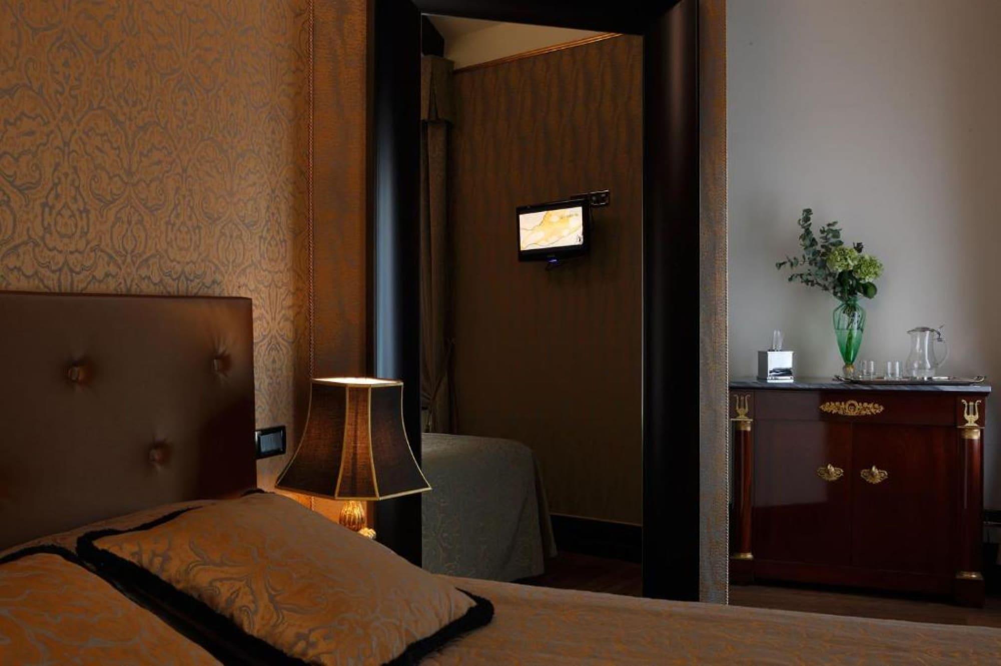 Hotel Aqua Palace 4*