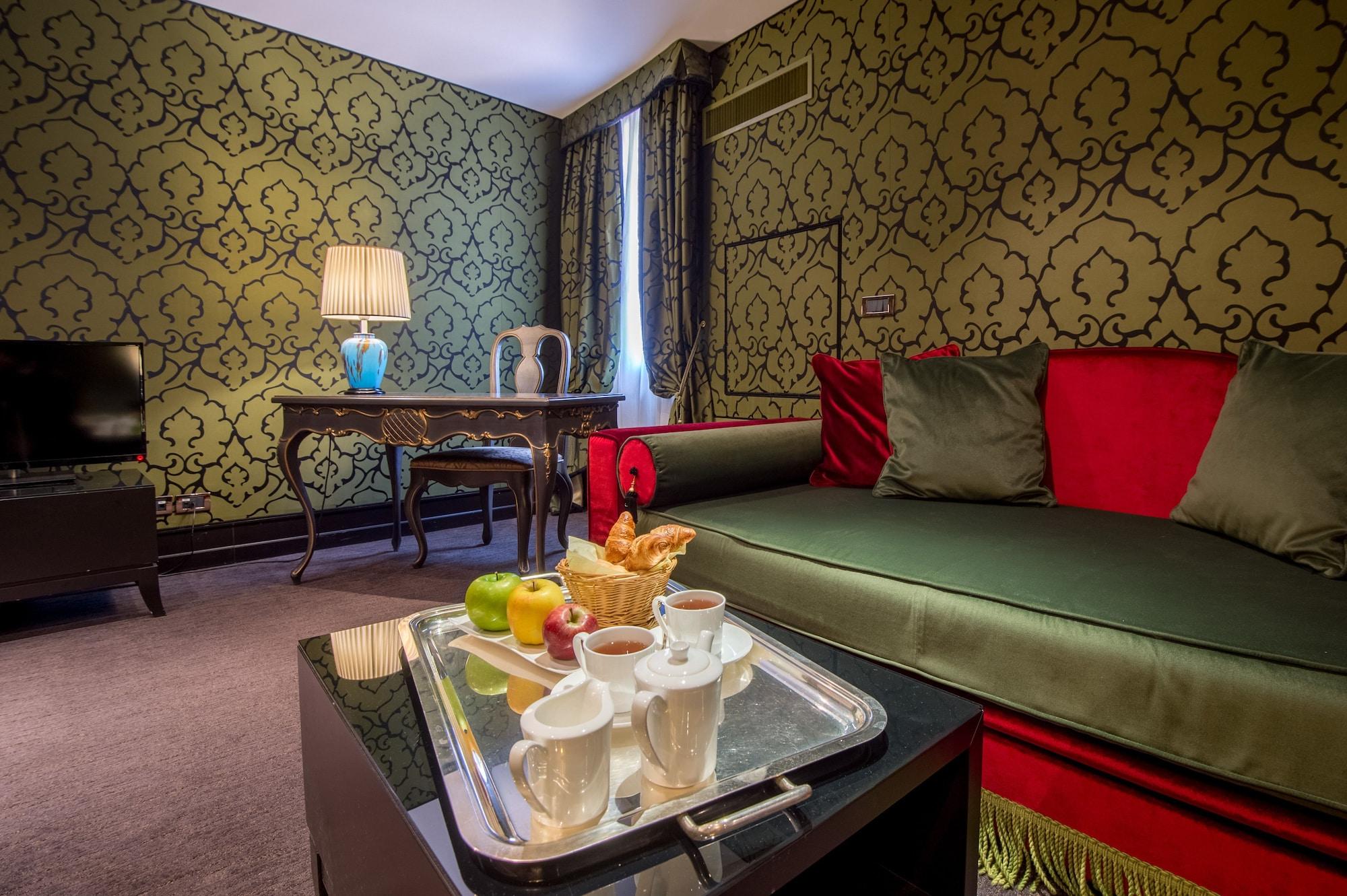 Aqua Palace 4*