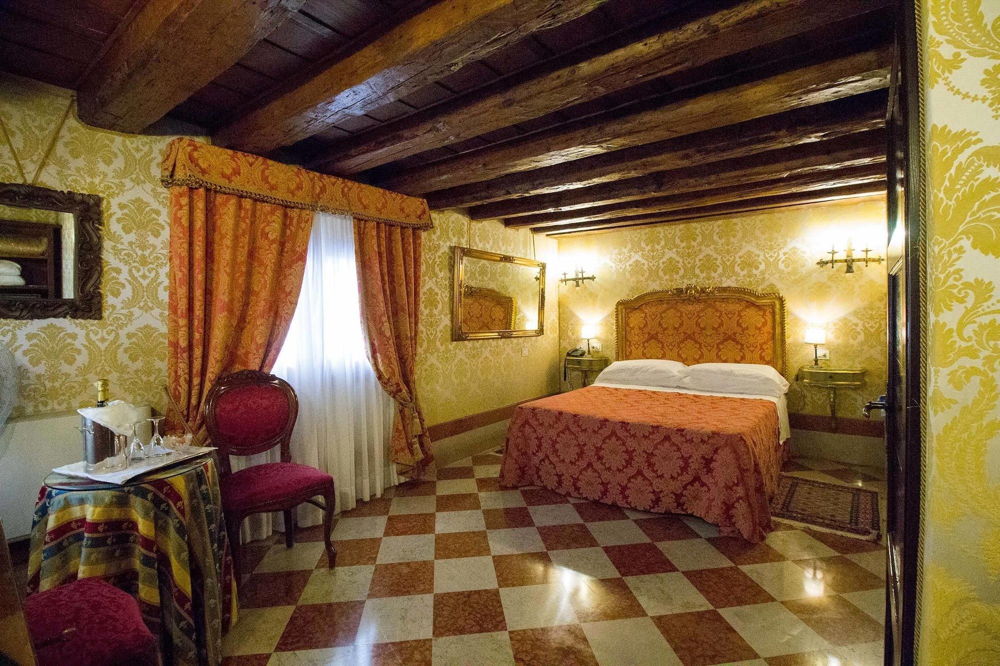 Palazzo Abadessa 4* Venedig