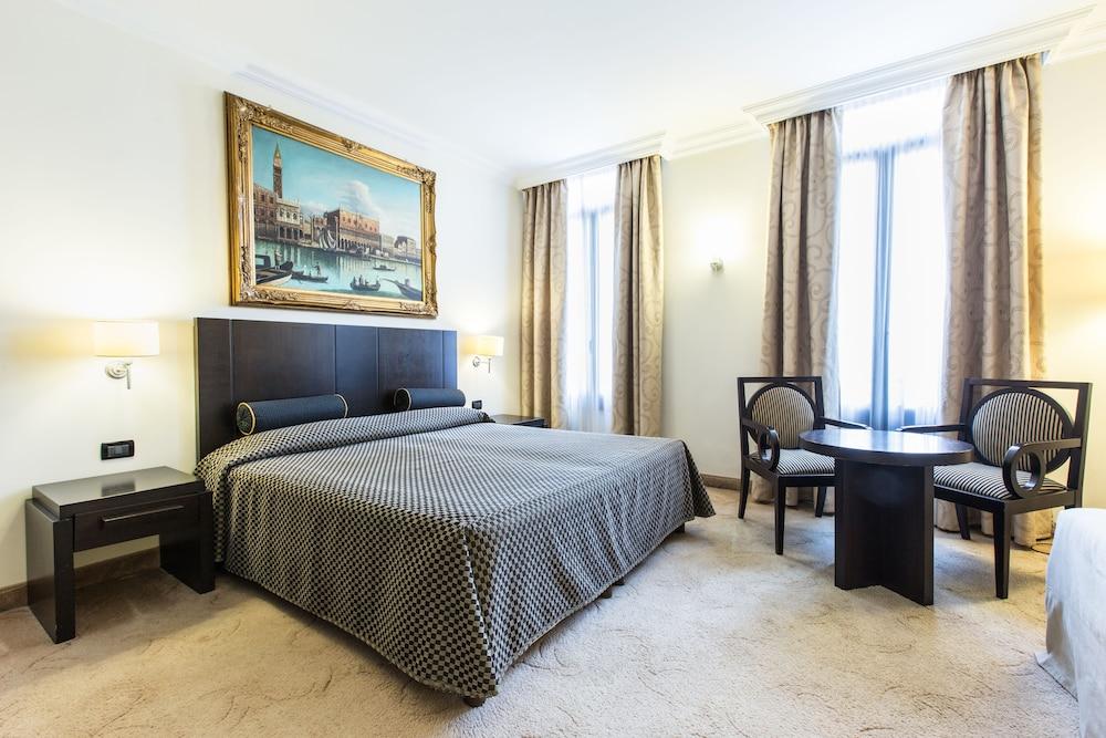 Relais Piazza San Marco Maison d'hôtes 3*