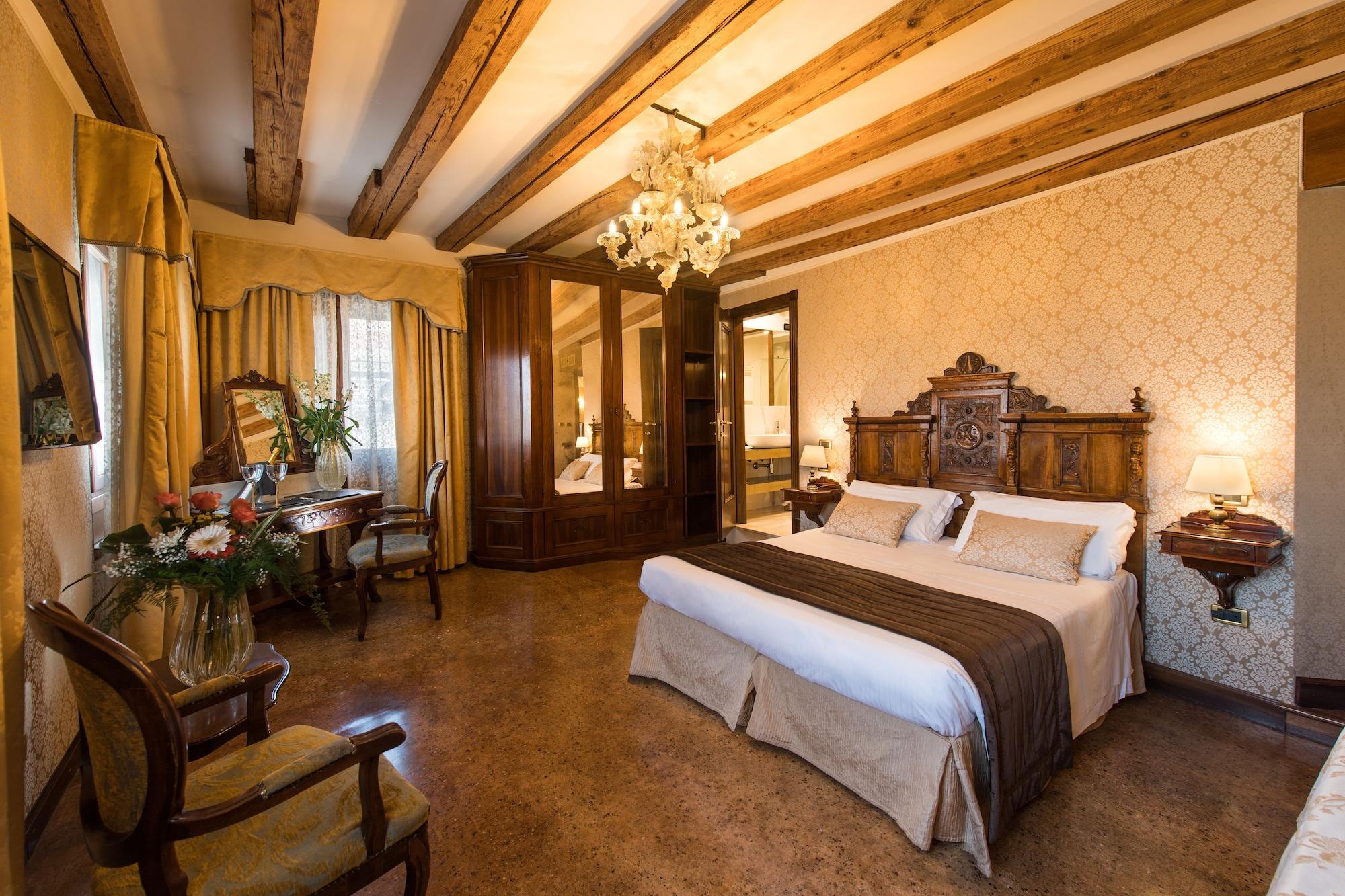 Palazzo Bembo - Exclusive 2* Venise