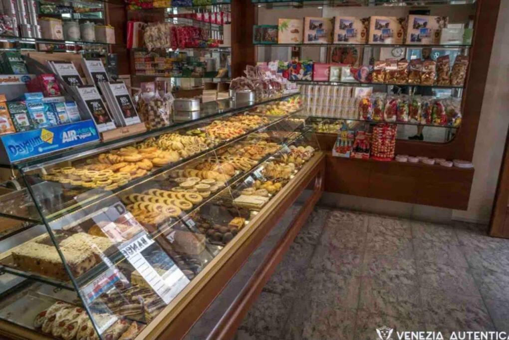 The Real Venetian