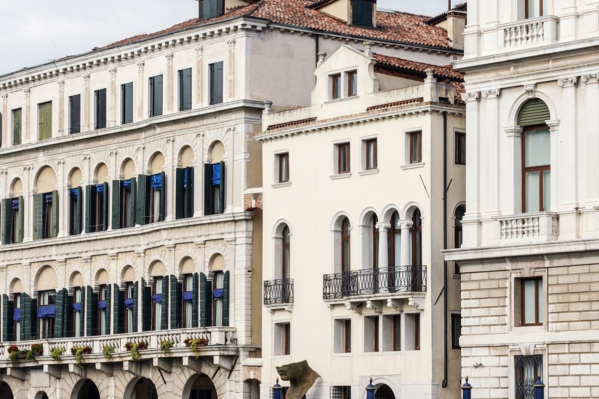 Palazzina Grassi 5* Venedig