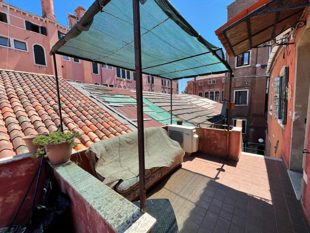 Apartment Harry's Canal View Venedig
