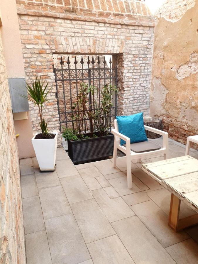 Appartamento With Private Courtyard *