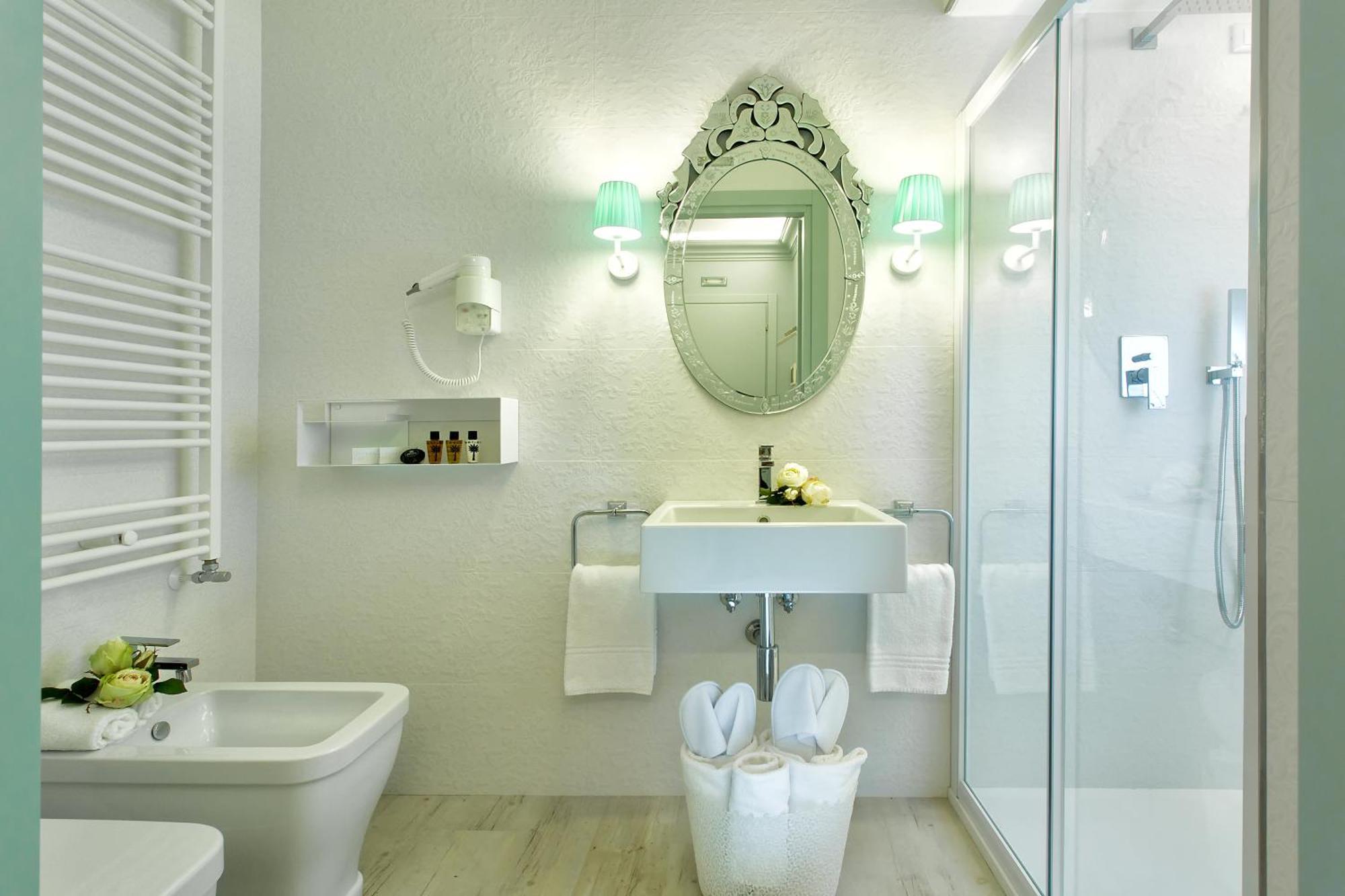 Aquamare, Boutique Couette-café 2*